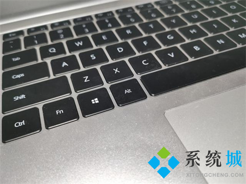 键盘不能打字了按哪个键恢复 电脑键盘不能打字了怎么回事