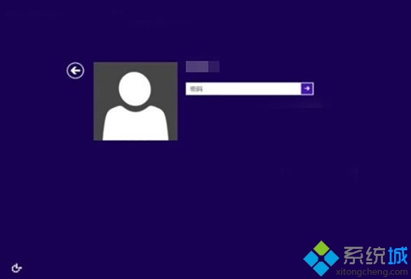 先前版本<a href=/win10/ target=_blank class=infotextkey>win10</a>的用户登录界面