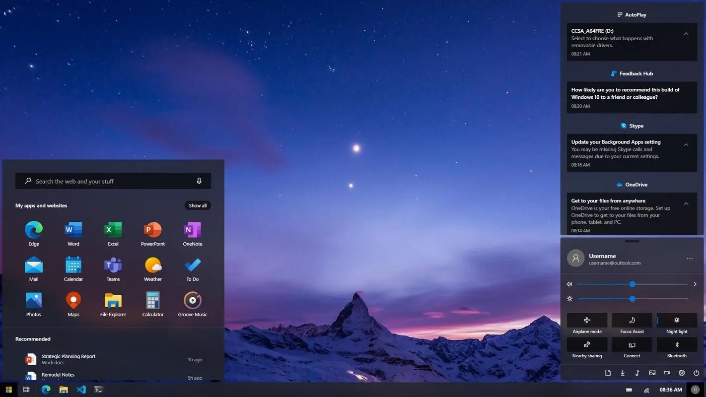 <a href=/win10/ target=_blank class=infotextkey>win10</a>过了logo就黑屏了鼠标一直在读取怎么回事？