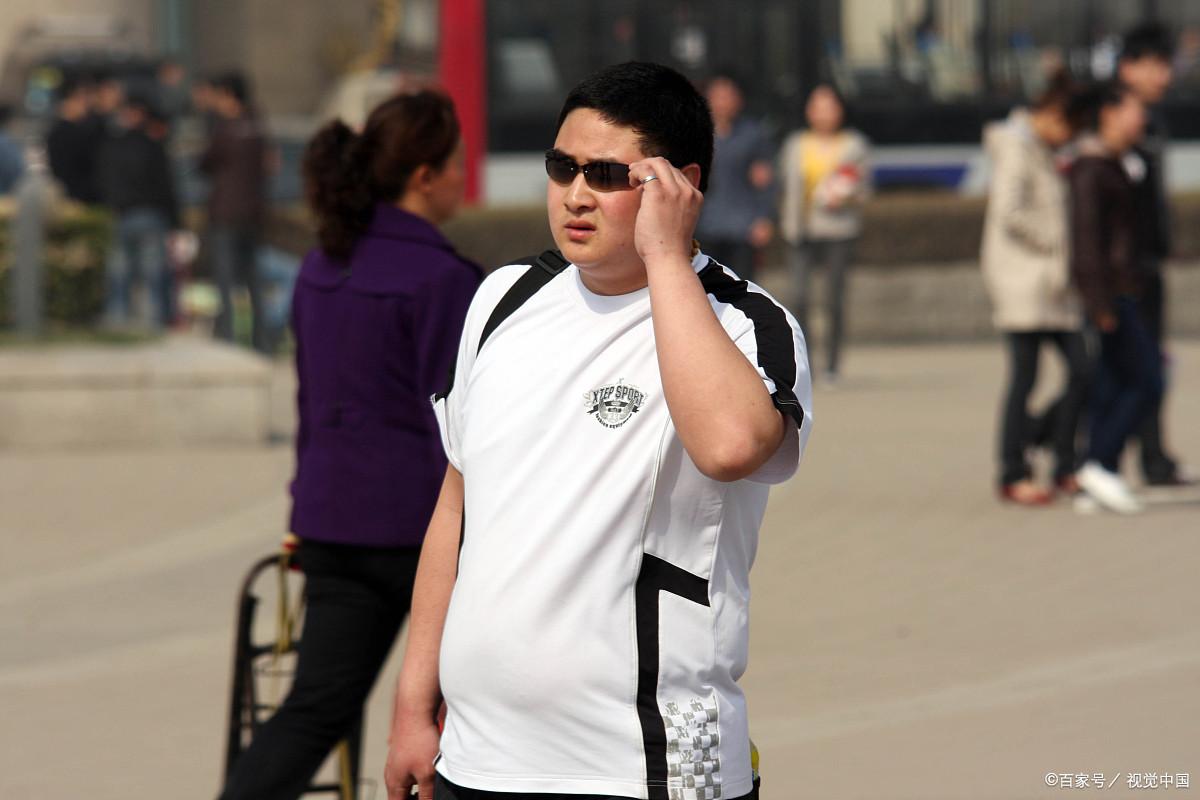体检穿什么衣服比较好（女性做体检最佳穿衣要求）