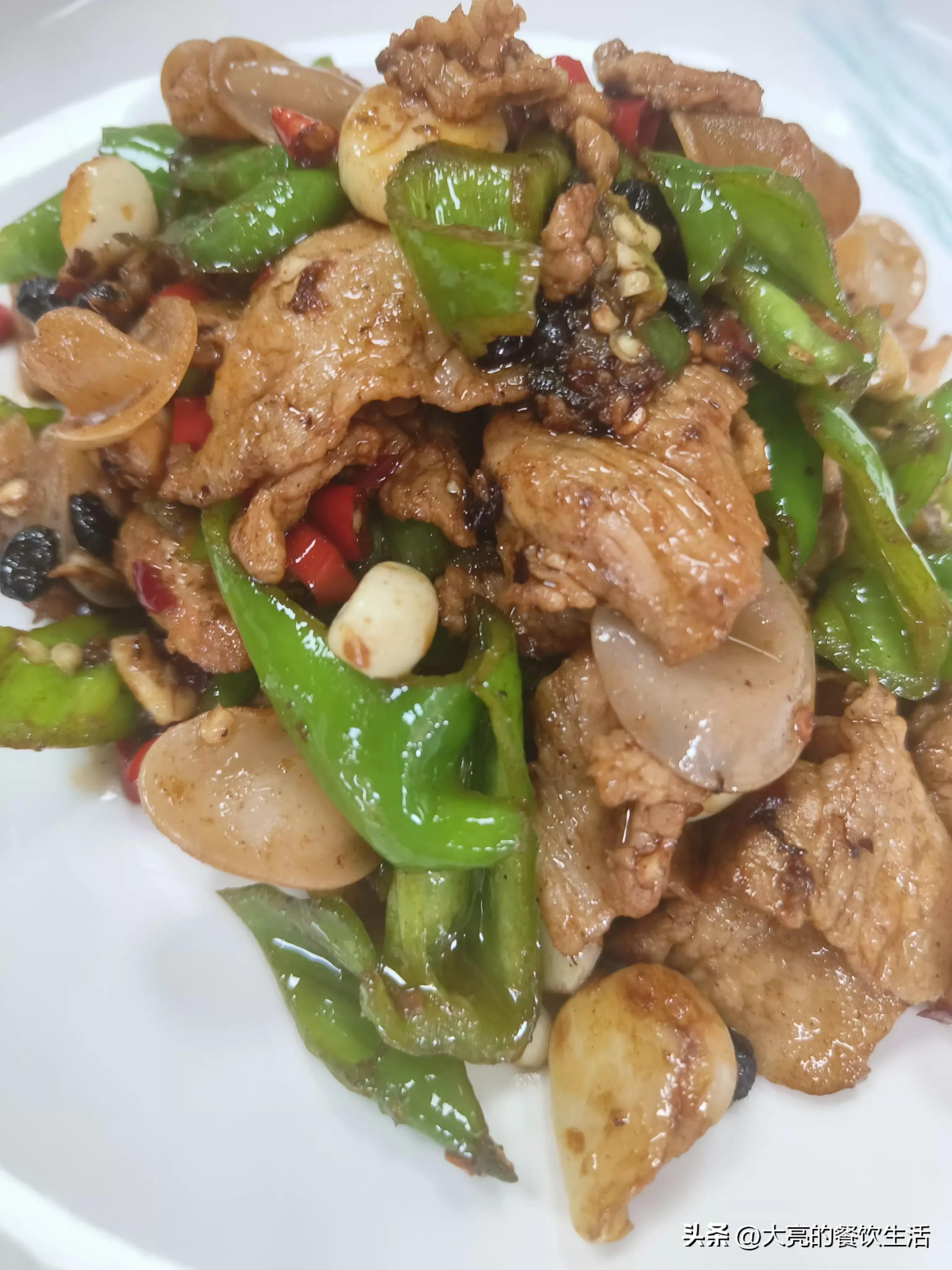 去饭店必点的20个菜名字（教会你下饭店必点的10道菜）