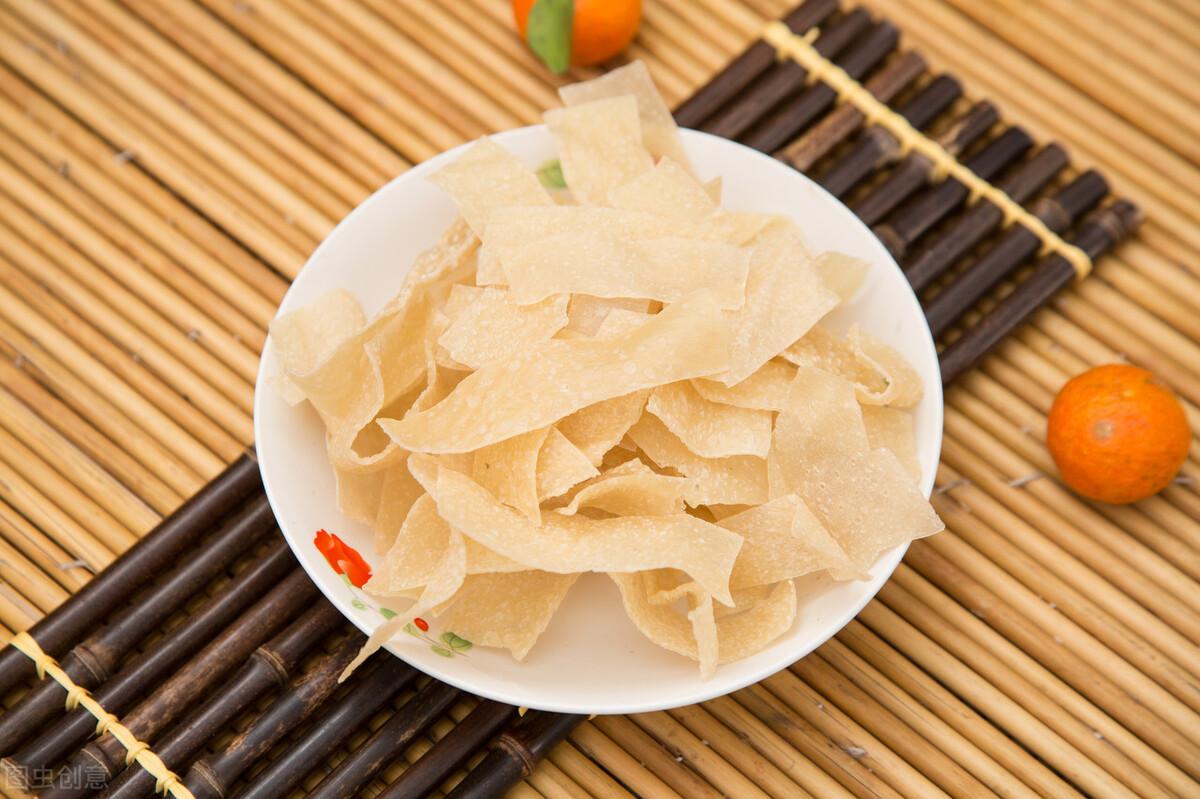 粉皮是什么材料做的好吃（粉皮是什么口感）