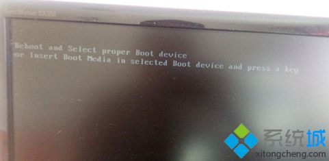 電腦開機(jī)黑屏提示Reboot and Select proper Boot device的解決方法1